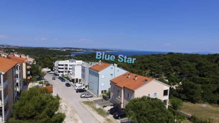 Ferienwohnung Blue Star Premantura Exterior foto